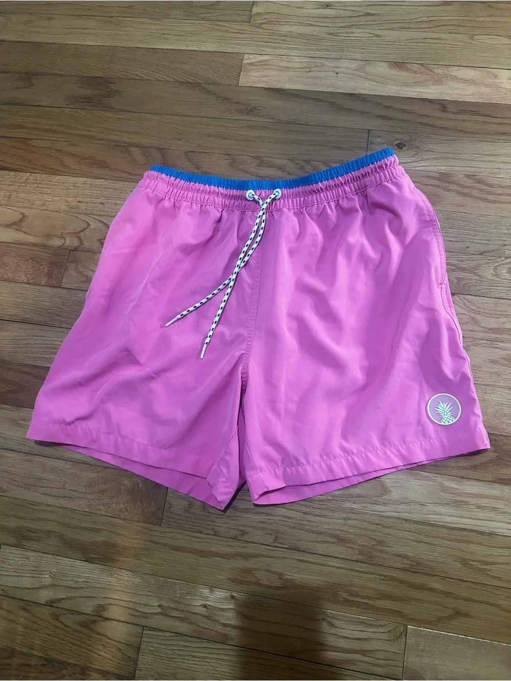 Chubbies The Avalon Swim Trunks Bright Pink Lined Drawstring 5.5” Inseam L